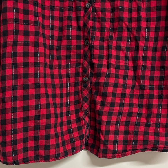 Croft & Barrow Red and Black Checkered Shirt - Picture 4 of 8